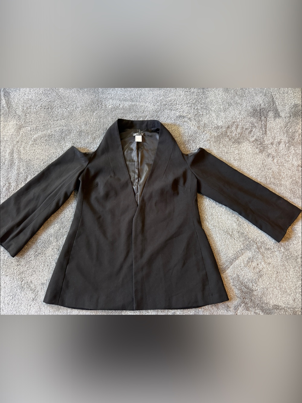 VENUS Black Open-Front Tailored Blazer